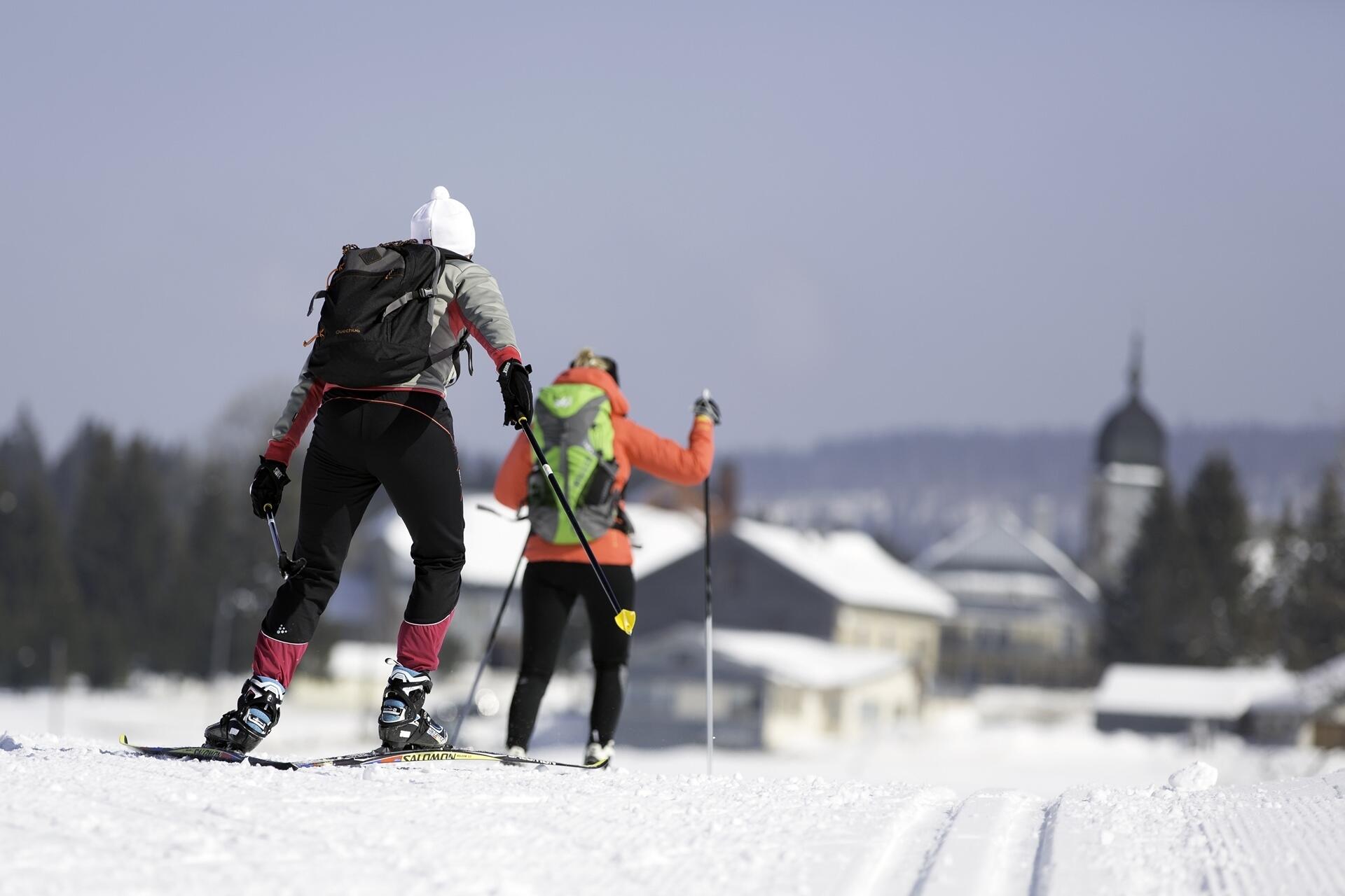 Chapelle des Bois dans les Montagnes du Jura  Ⓒ  Laurent Cheviet