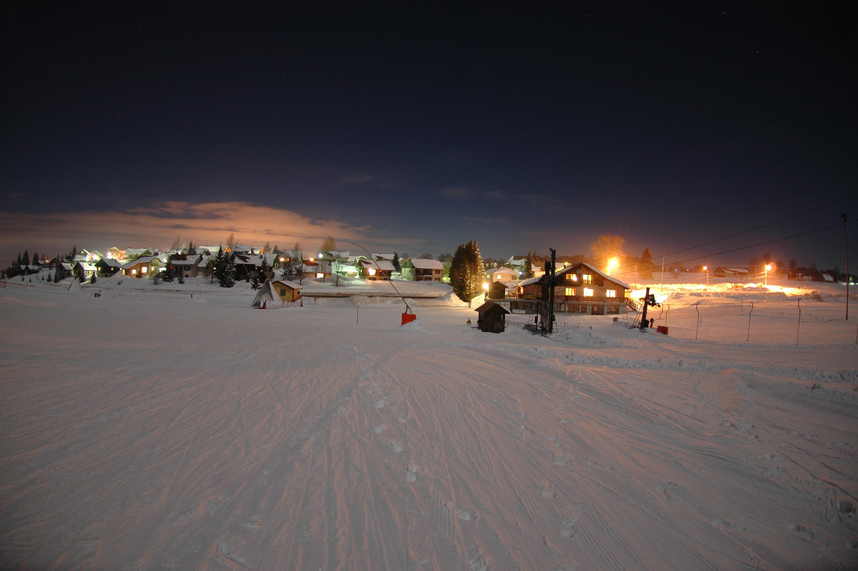 Village des Fourgs de nuit   Ⓒ  Patrick VALLET